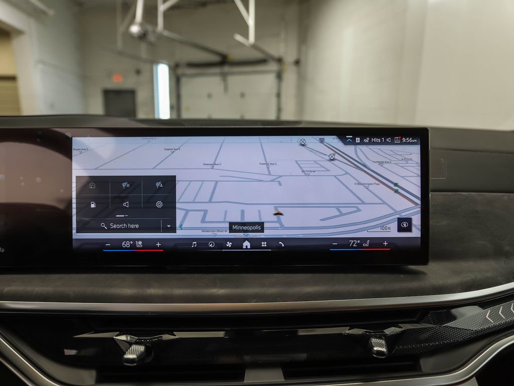 Used 2026 BMW X7 xDrive40i image 17