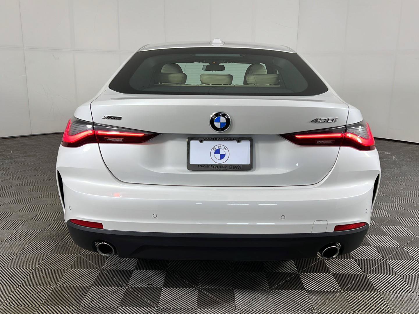 Used 2023 BMW 430i Gran Coupe xDrive w/ M Sport Package AWD/4WD image 6