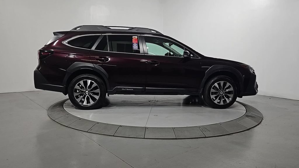 Used 2024 Subaru Outback Limited XT AWD/4WD image 7