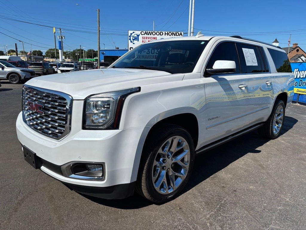 Used 2020 GMC Yukon XL Denali w/ Denali Ultimate Package AWD/4WD image 8
