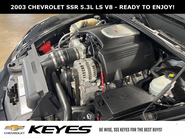 Used 2003 Chevrolet SSR w/ Preferred Equipment Group image 36