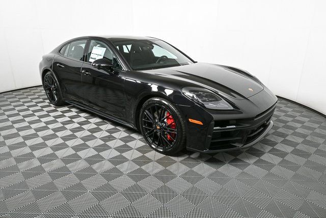 Used 2026 Porsche Panamera GTS image 29