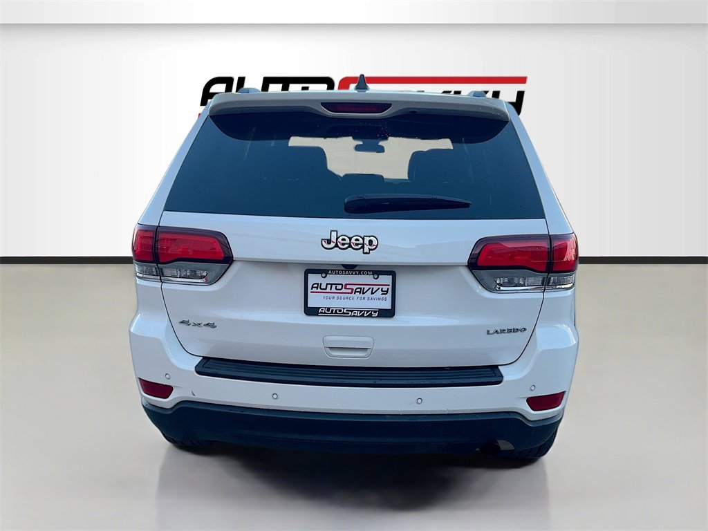 Used 2021 Jeep Grand Cherokee Laredo image 6