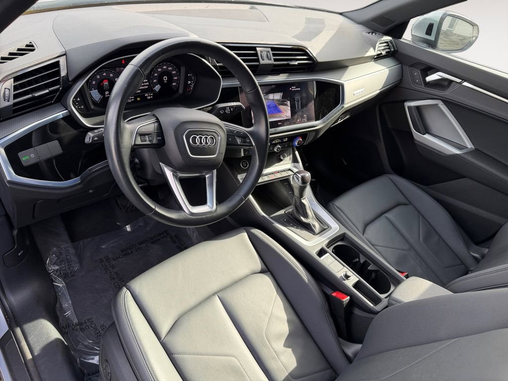 Used 2022 Audi Q3 2.0T Premium image 16