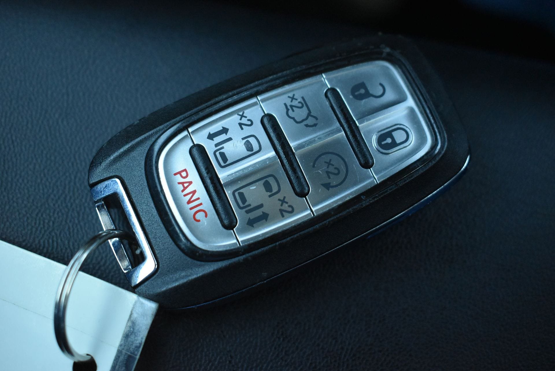 Used 2024 Chrysler Pacifica Touring-L FWD image 34