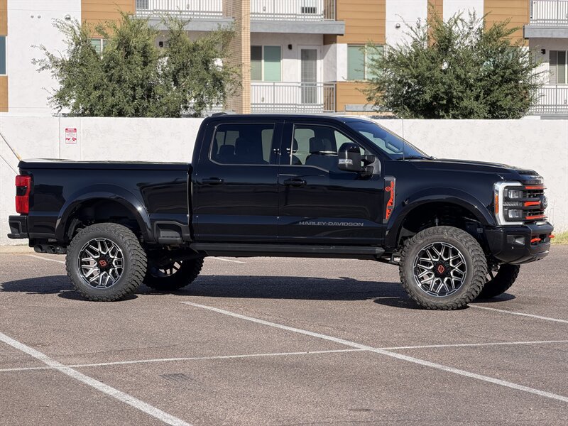 Used 2023 Ford F250 Lariat w/ Lariat Ultimate Package AWD/4WD image 25