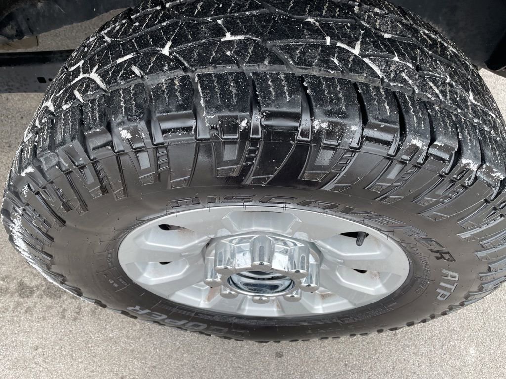 Used 2024 Ford F350 XLT w/ FX4 Off-Road Package image 29