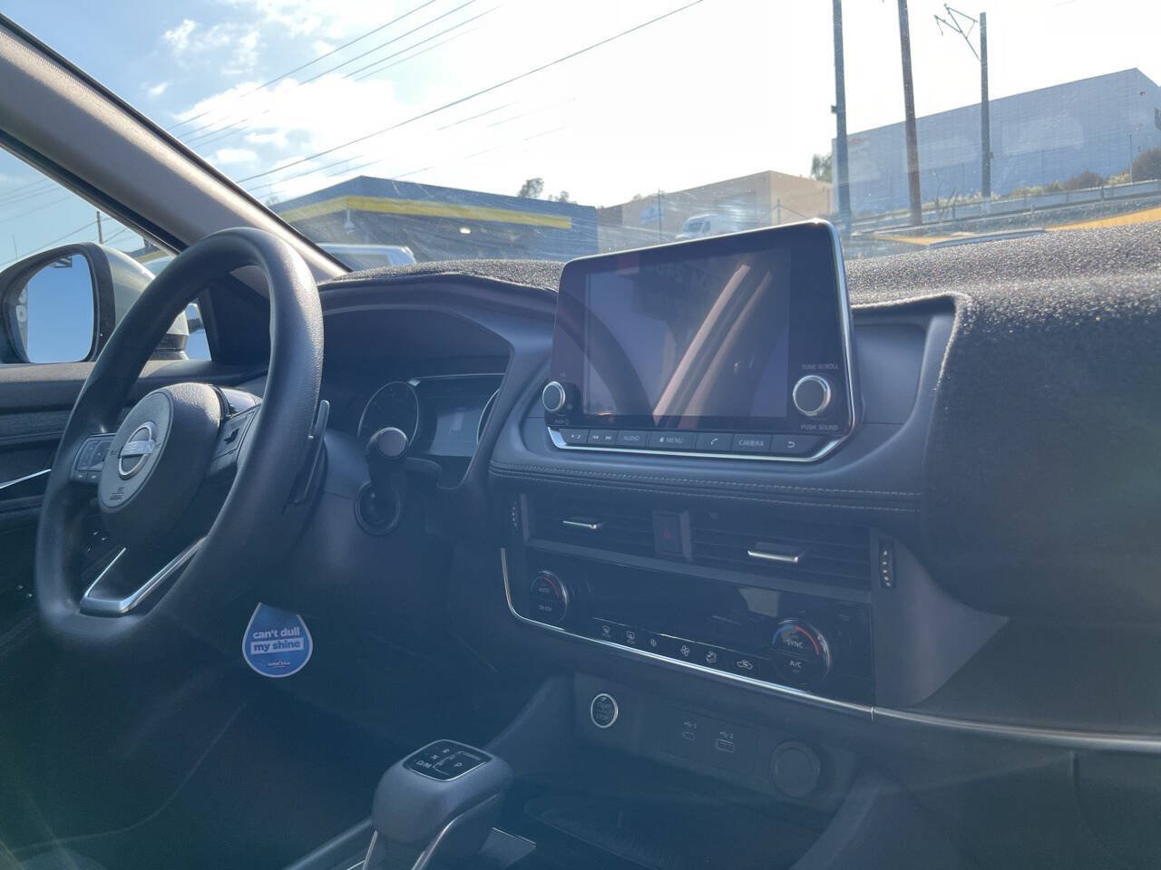 Used 2023 Nissan Rogue SV FWD image 21