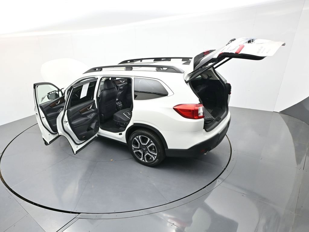 Used 2023 Subaru Ascent Touring AWD/4WD image 41