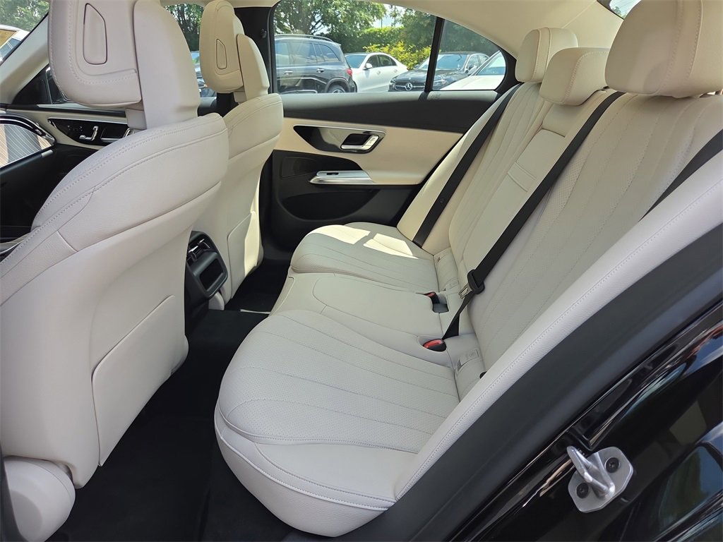 New 2025 Mercedes-Benz E 450 4MATIC Sedan image 12