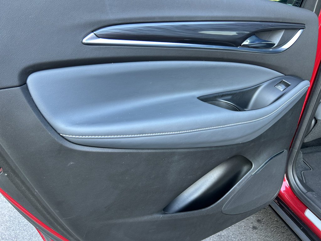 Used 2024 Buick Enclave Premium image 19