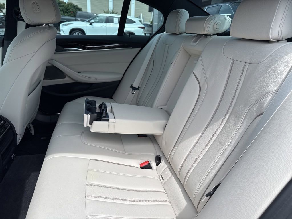 Used 2017 BMW 540i RWD image 46