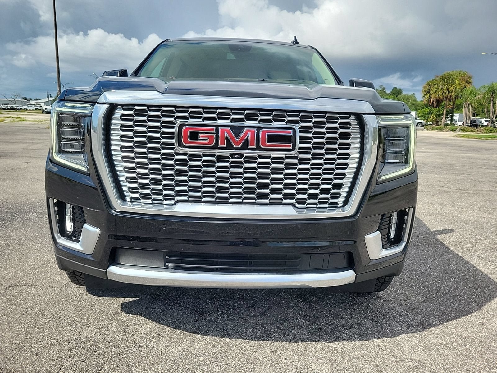 Certified 2023 GMC Yukon XL Denali RWD image 6