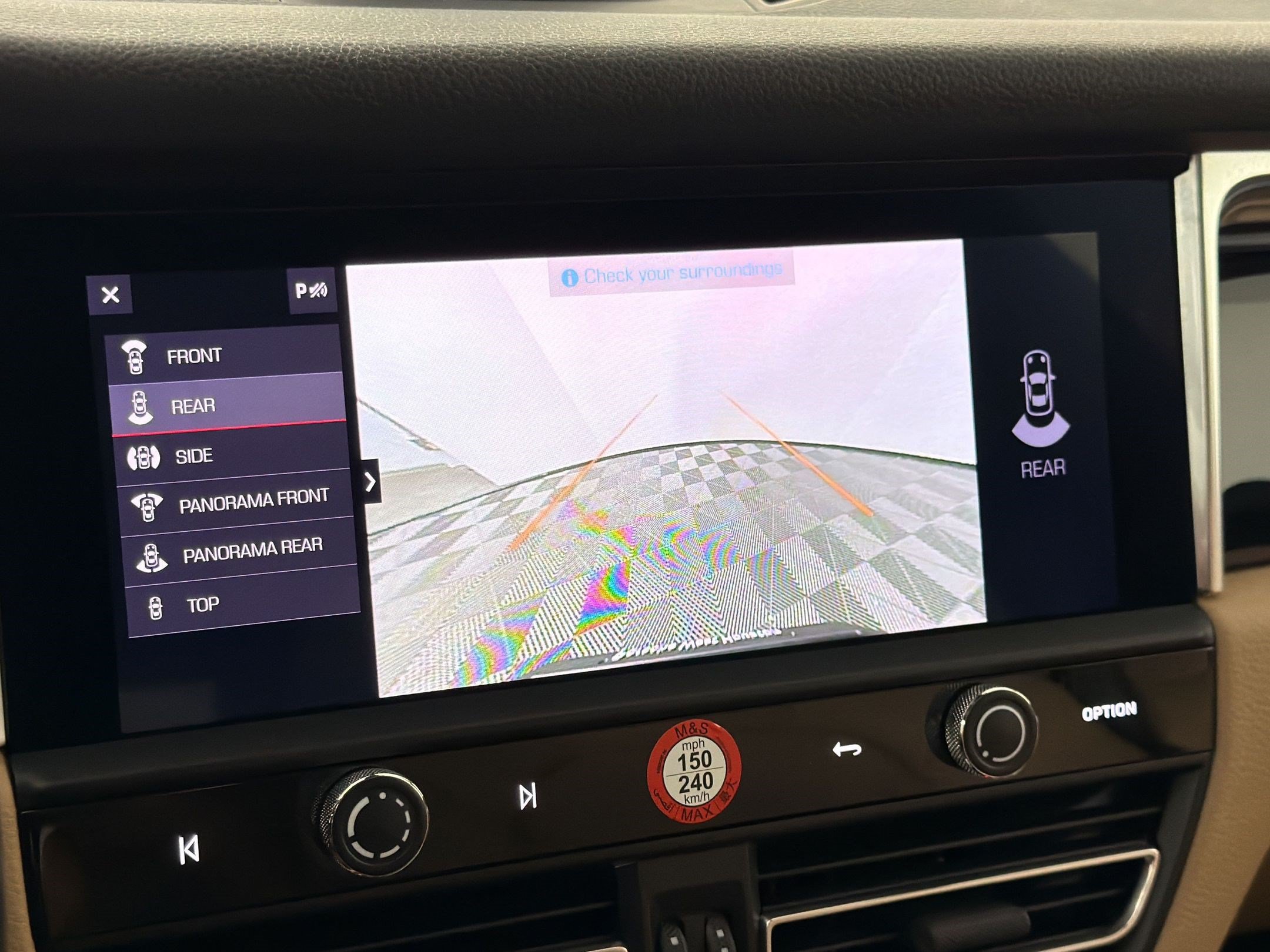 Certified 2024 Porsche Macan S AWD/4WD image 21