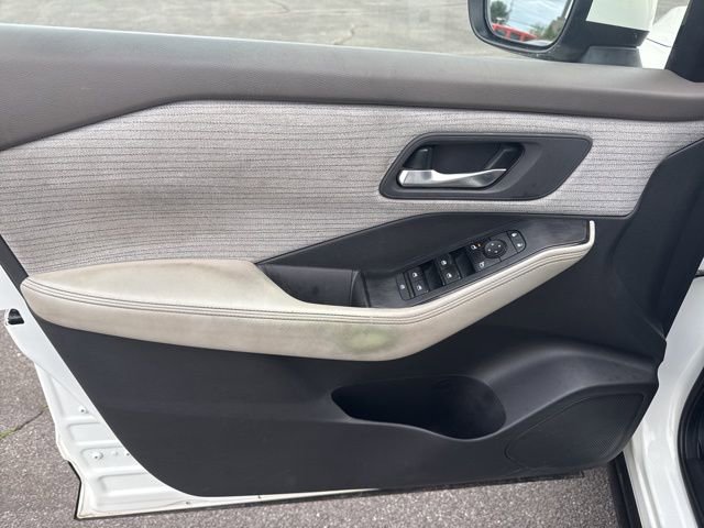 Used 2021 Nissan Rogue SV AWD/4WD image 14