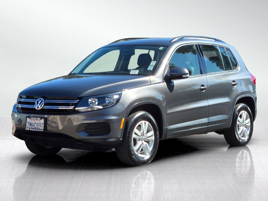 Used 2016 Volkswagen Tiguan S FWD image 9