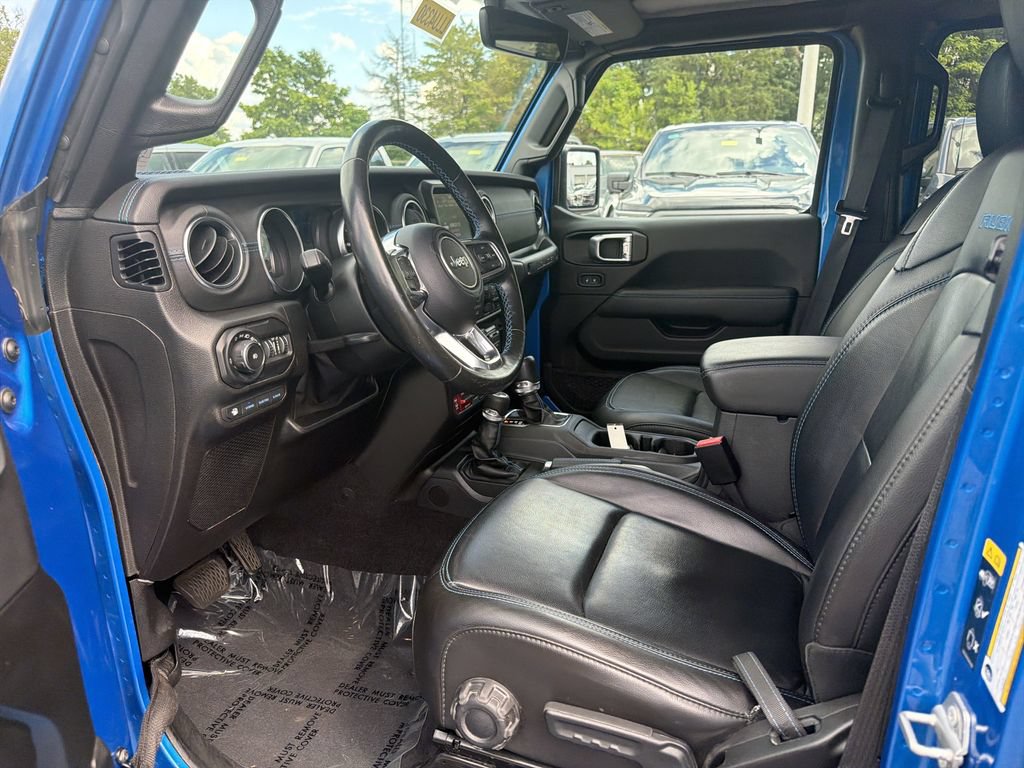 Used 2021 Jeep Wrangler Unlimited Rubicon 4xe w/ Steel Bumper Group AWD/4WD image 12