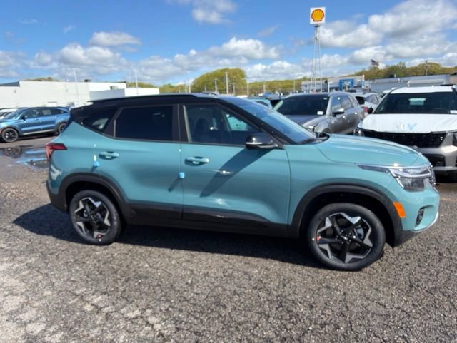 New 2026 Kia Seltos S AWD/4WD image 2