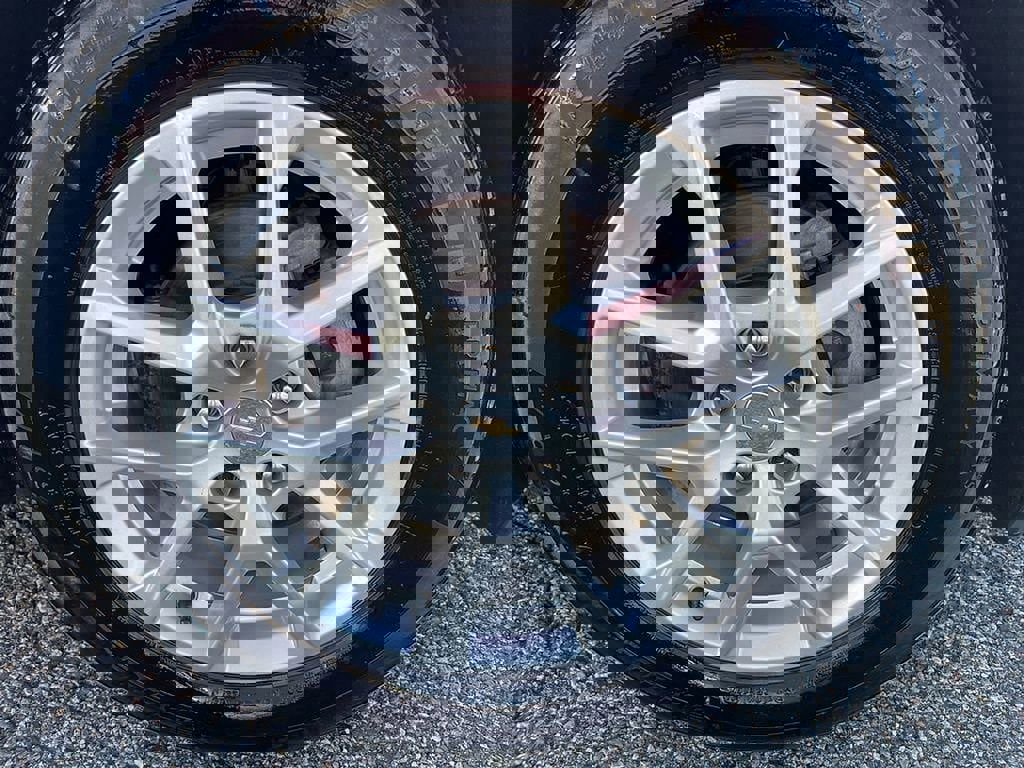 Used 2023 Chevrolet Equinox LT image 9