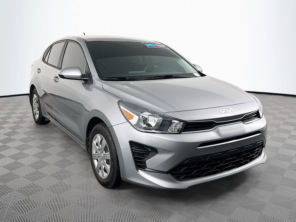 Used 2023 Kia Rio S image 3