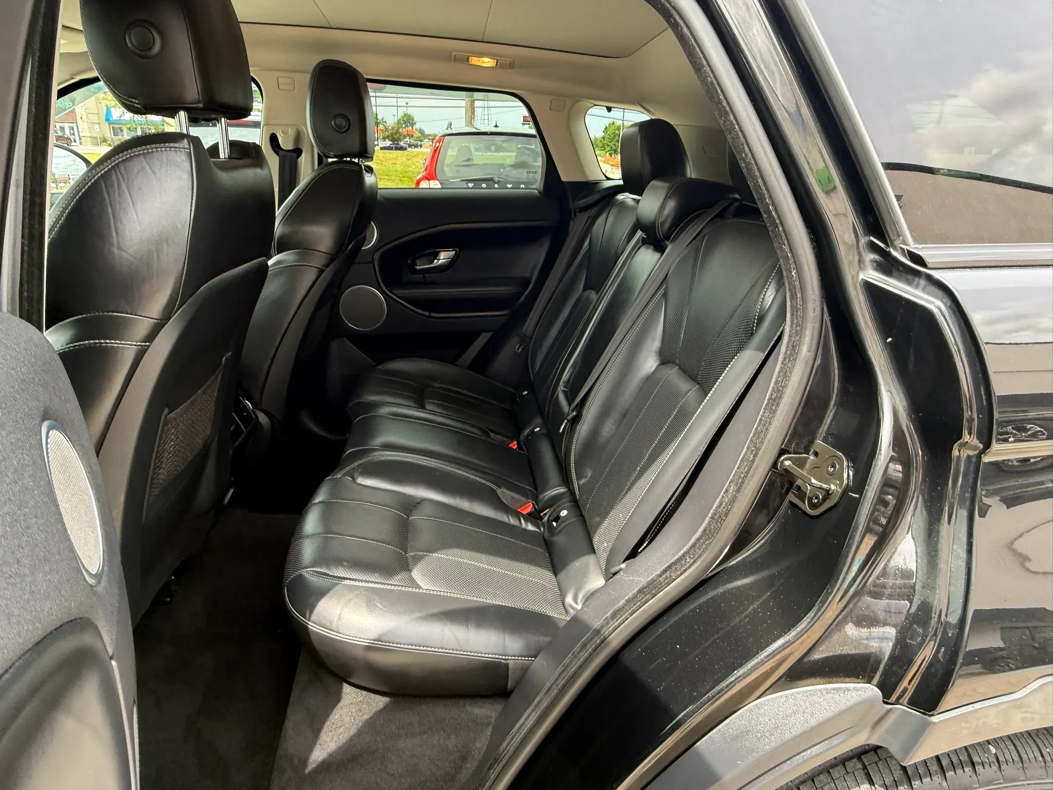 Used 2016 Land Rover Range Rover Evoque HSE AWD/4WD image 24