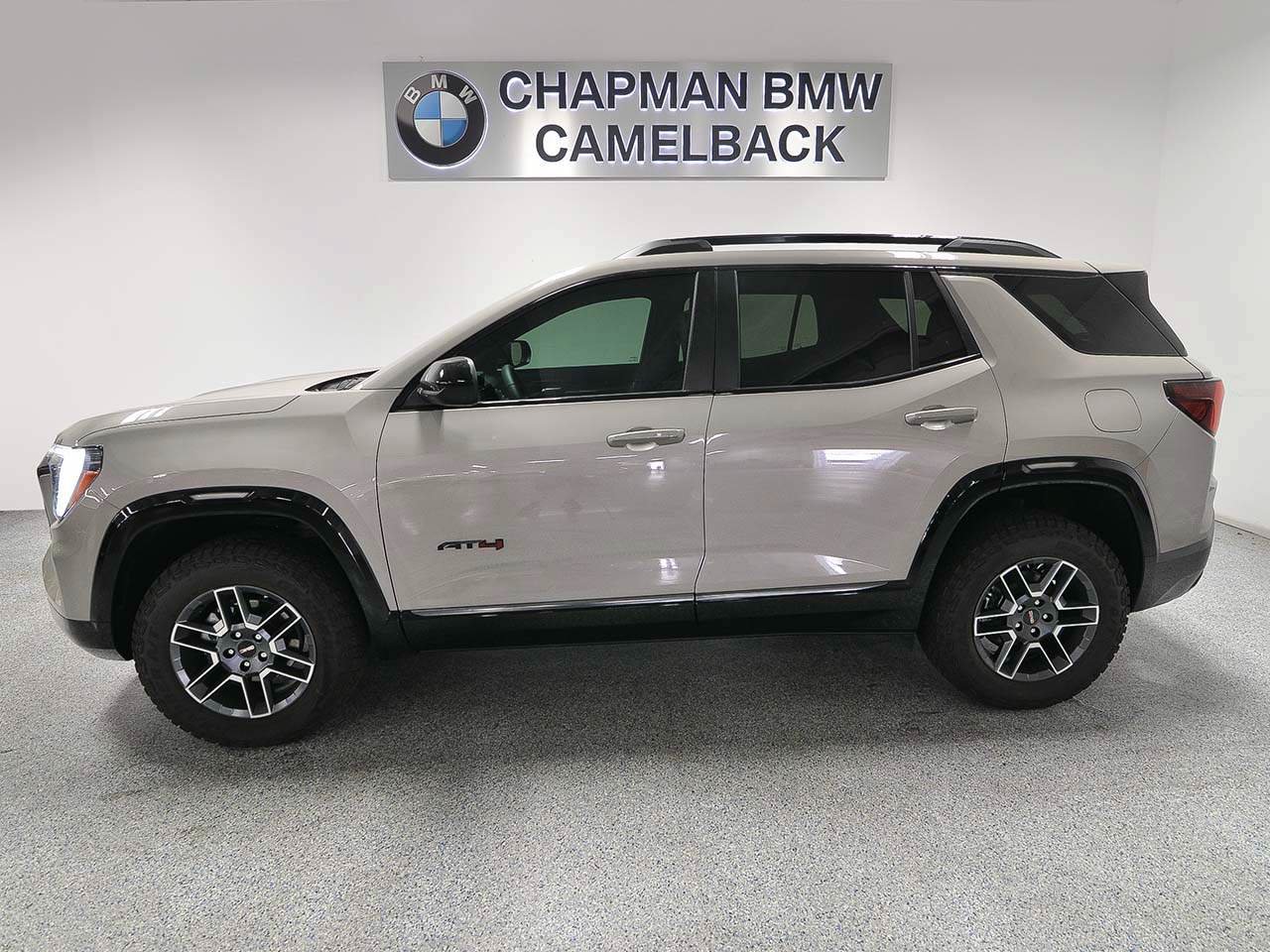 Used 2026 GMC Terrain AT4 w/ LPO, Black Badging Package AWD/4WD image 3