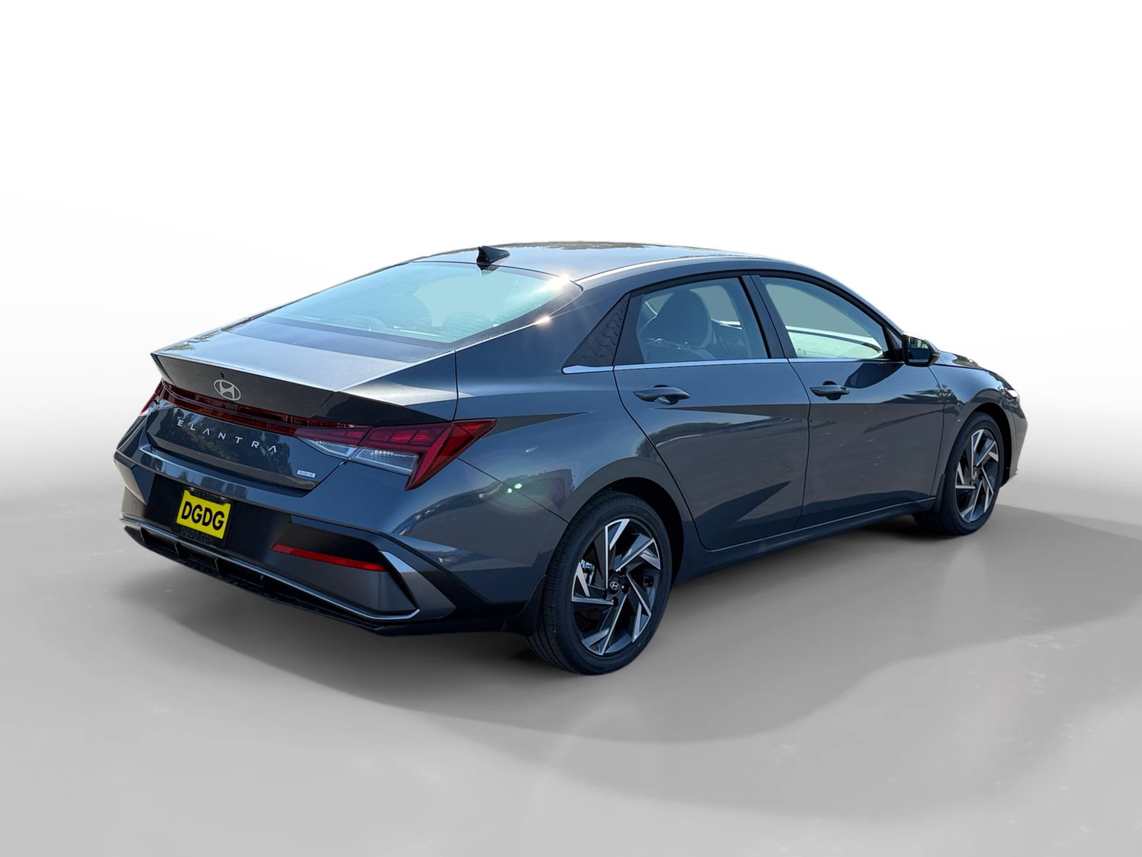New 2025 Hyundai Elantra Limited image 5