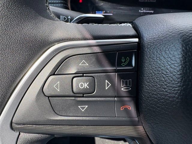 Used 2025 Jeep Grand Cherokee Altitude AWD/4WD image 23