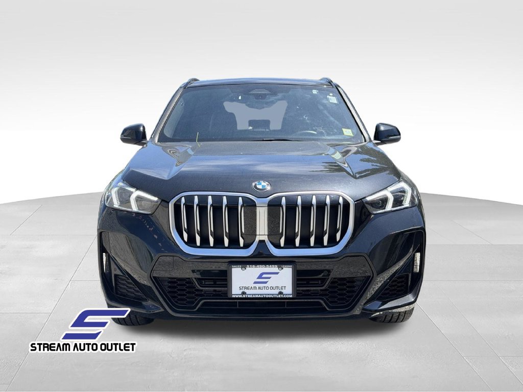 Used 2026 BMW X1 xDrive28i AWD/4WD image 2