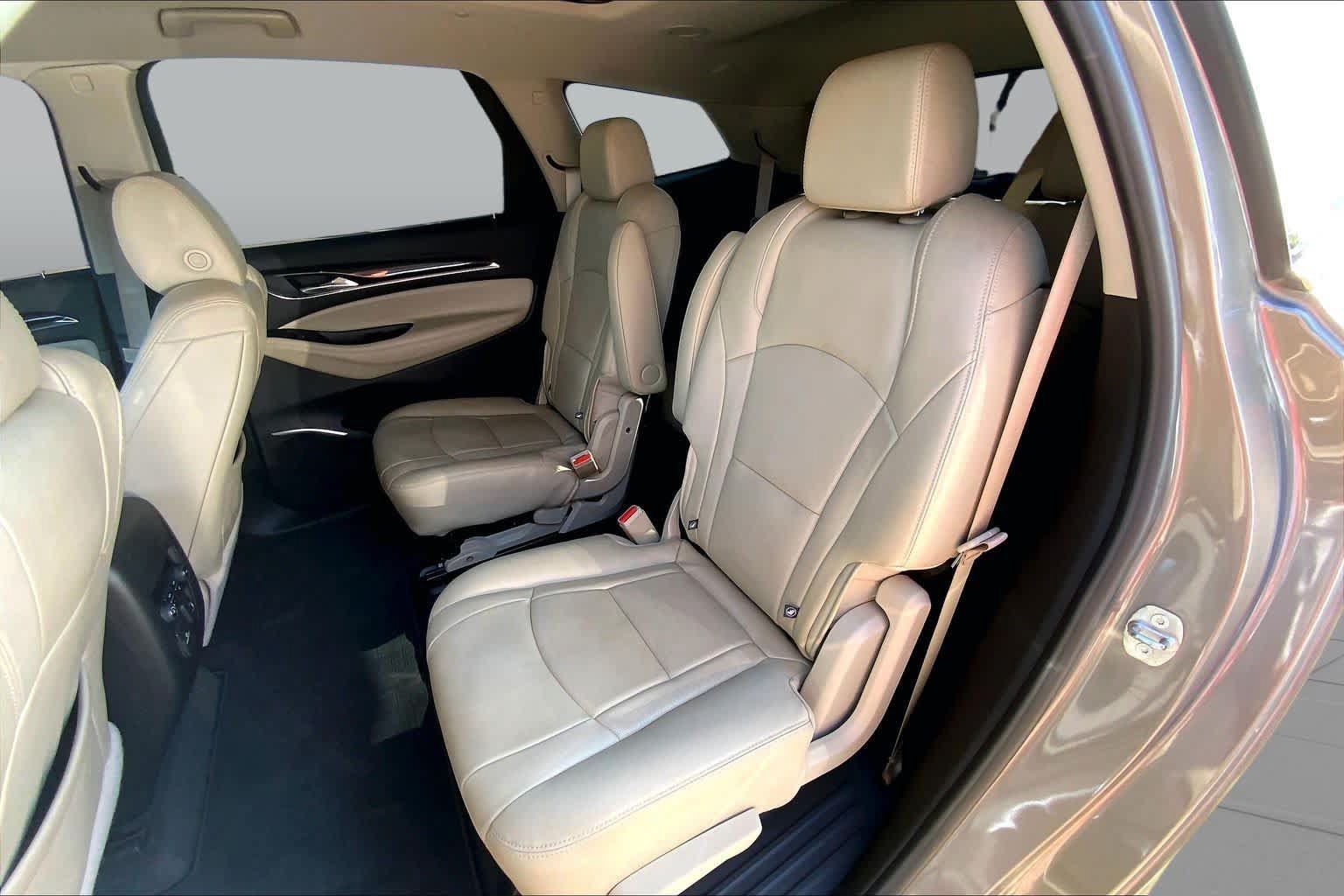 Used 2019 Buick Enclave Premium w/ Experience Buick Package AWD/4WD image 19