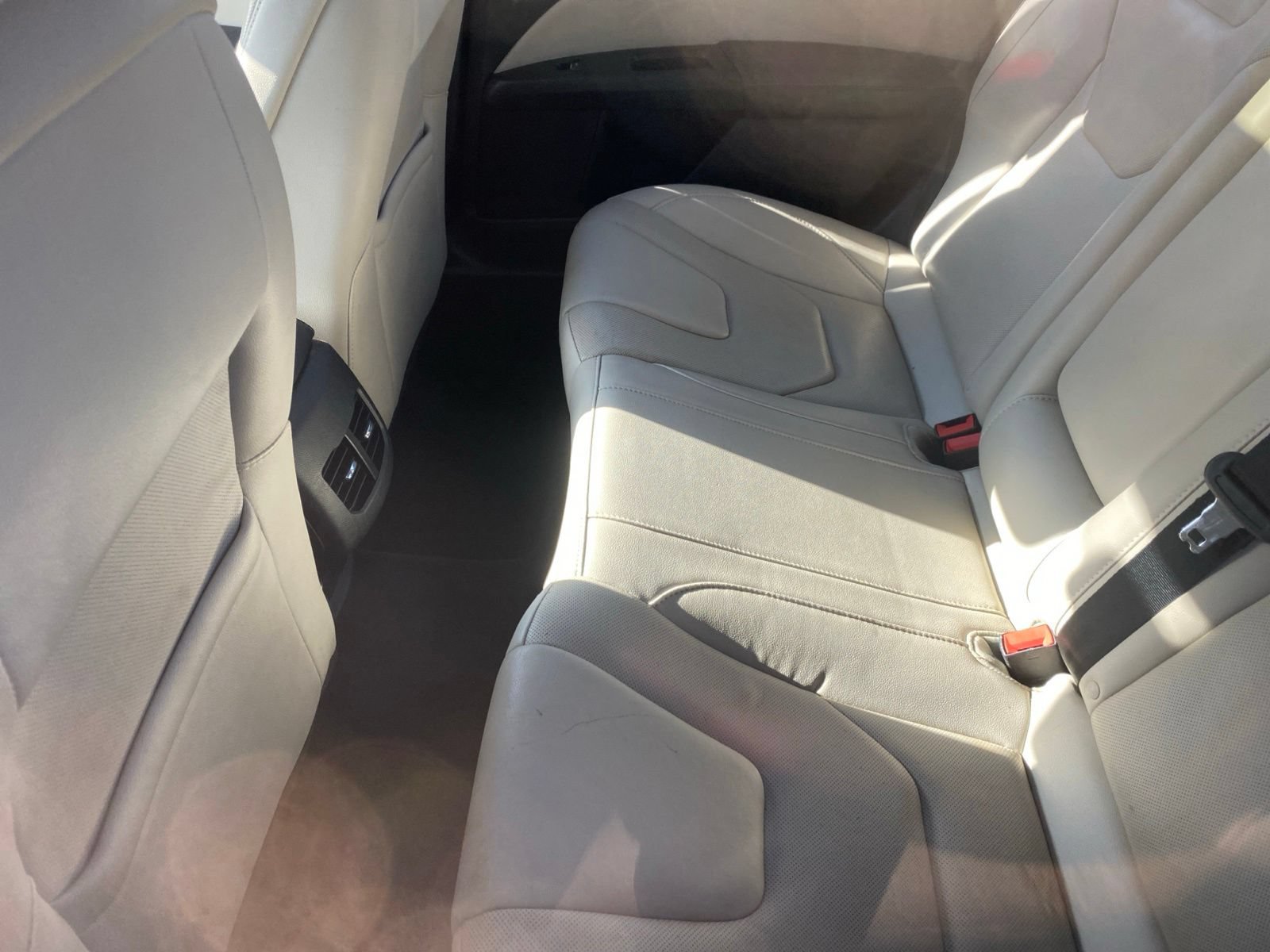 Used 2017 Ford Fusion Titanium FWD image 27