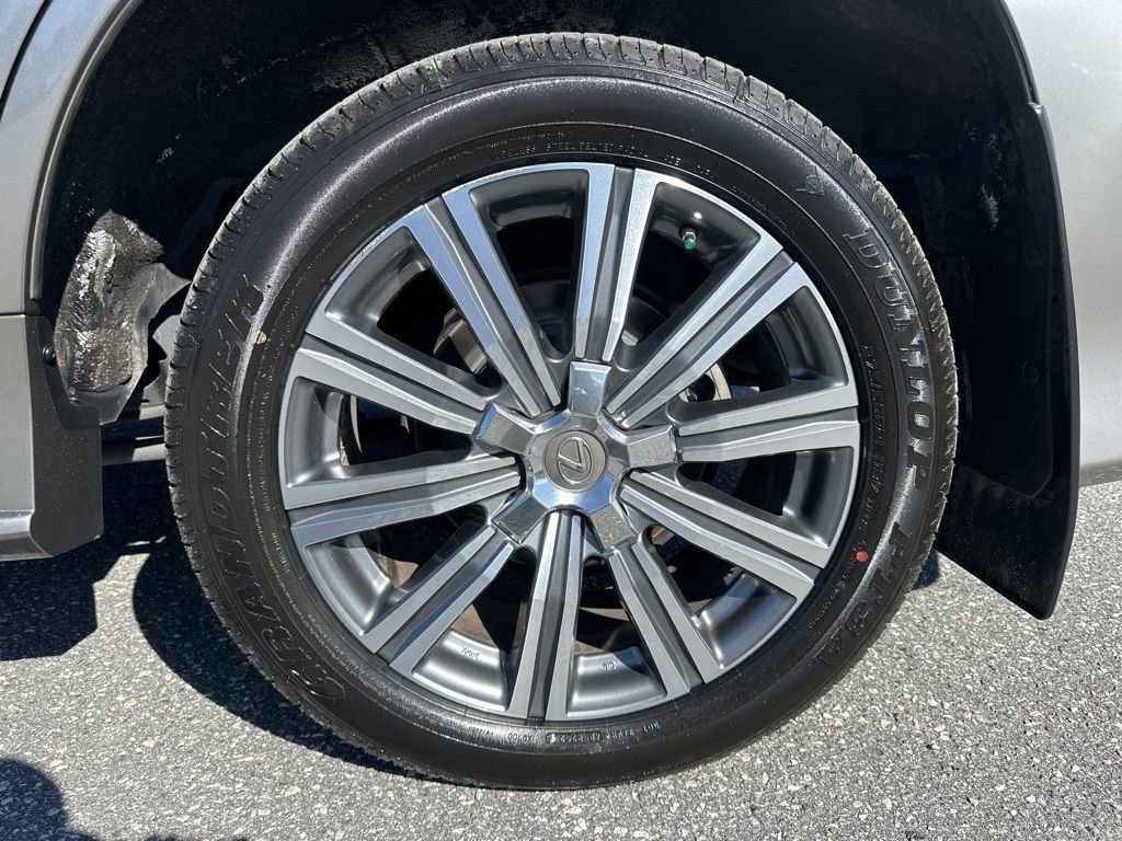 Used 2016 Lexus LX 570 4WD image 34