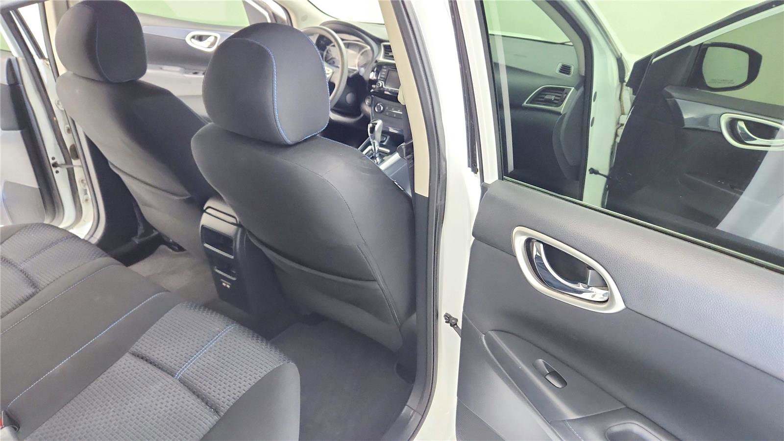 Used 2017 Nissan Sentra SR FWD image 21
