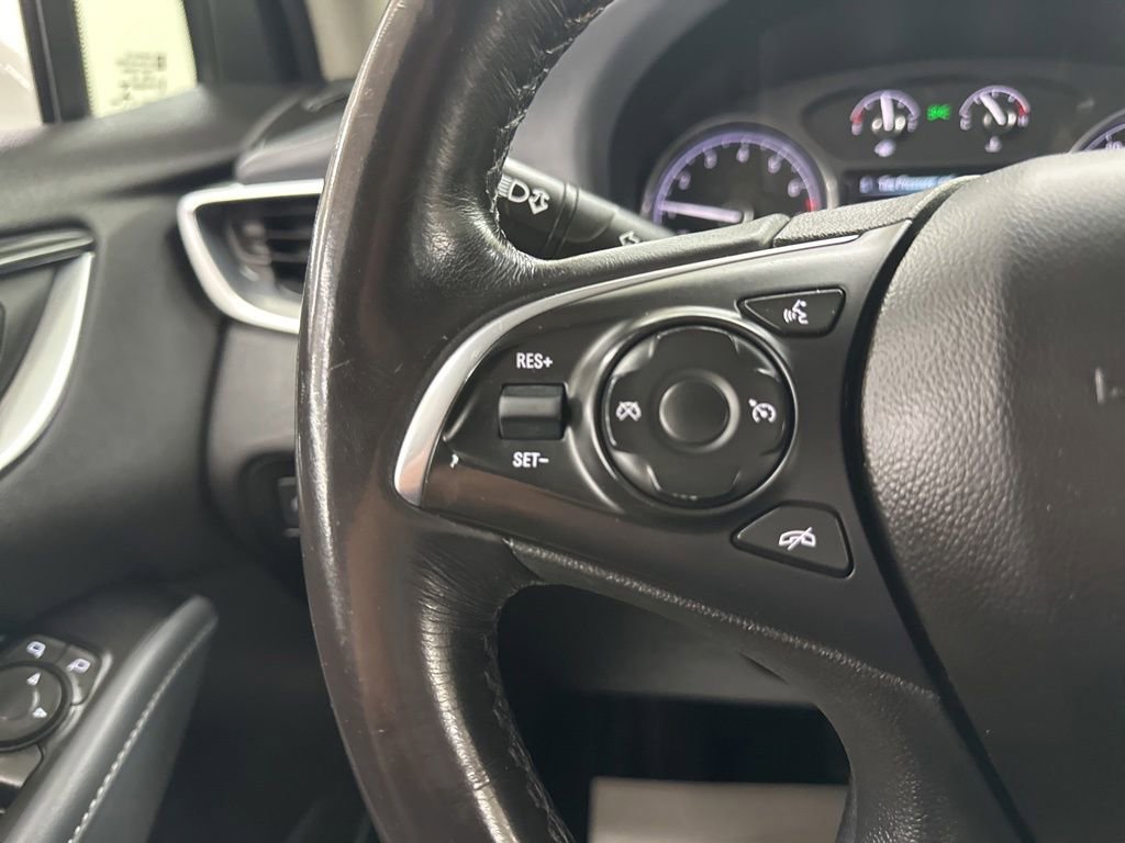 Used 2019 Buick Enclave Essence AWD/4WD image 39
