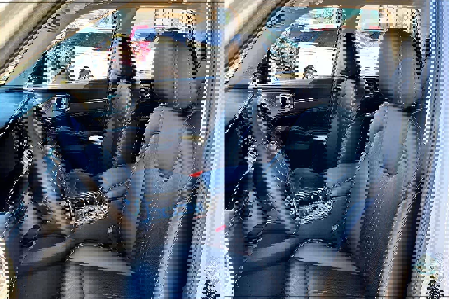 Used 2023 Kia Sorento SX image 8