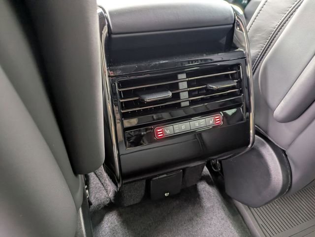 New 2026 Land Rover Range Rover Sport Dynamic SE image 13