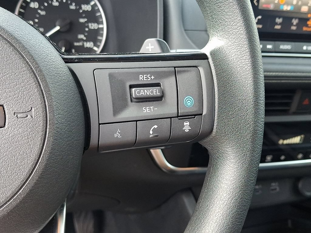 Used 2023 Nissan Rogue SV AWD/4WD image 21