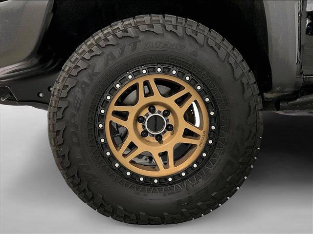 Used 2020 Chevrolet Colorado ZR2 w/ Colorado ZR2 Bison Edition AWD/4WD image 10