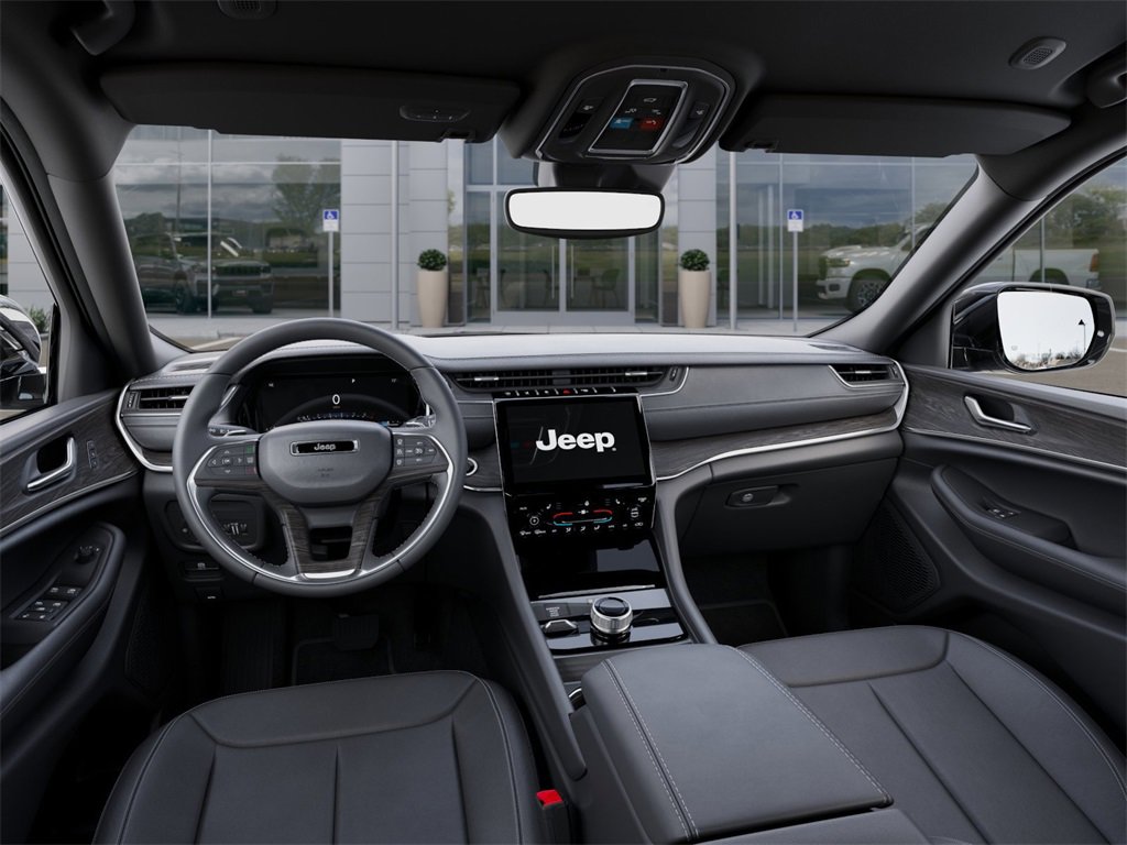 New 2025 Jeep Grand Cherokee L Limited image 27