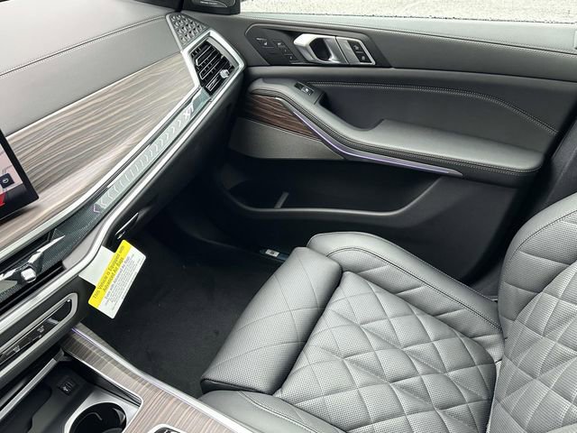 New 2026 BMW X7 xDrive40i w/ Executive Package image 18