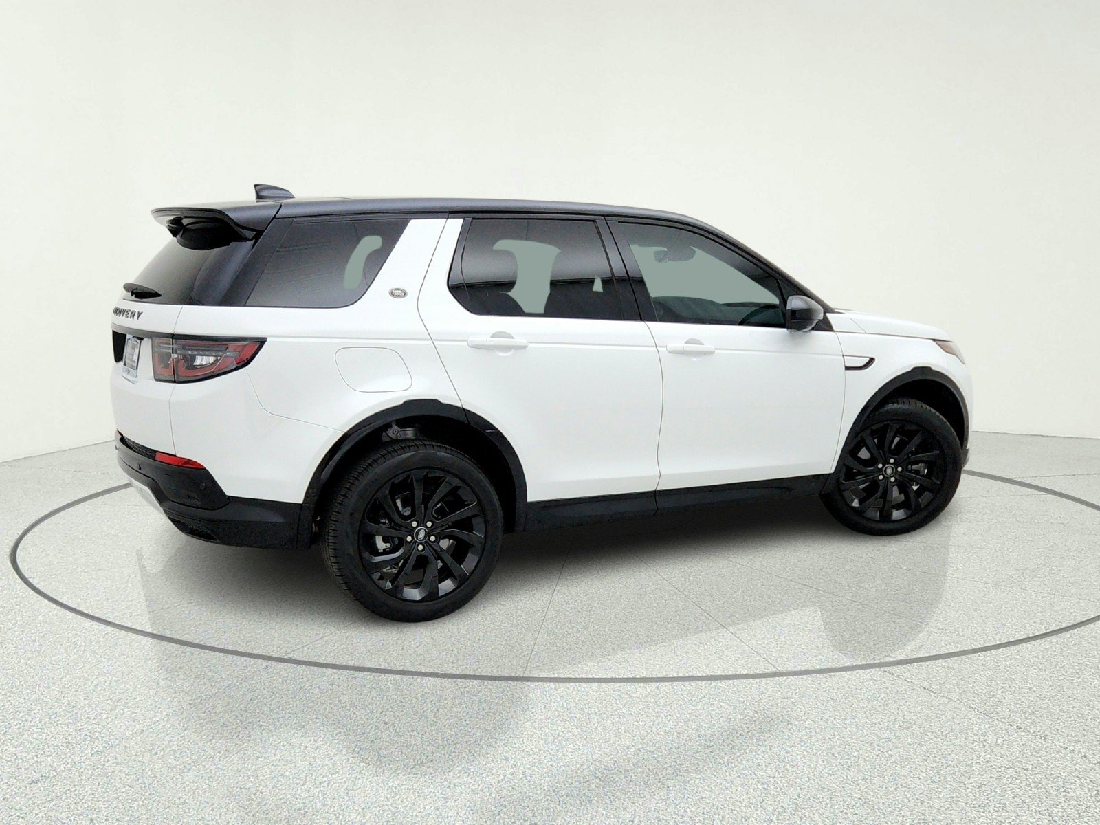 Used 2024 Land Rover Discovery Sport Dynamic SE AWD/4WD image 8