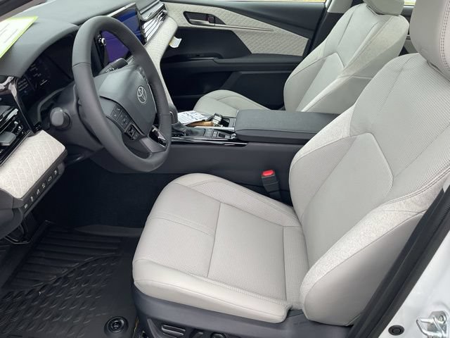 New 2026 Toyota Camry XLE AWD/4WD image 15