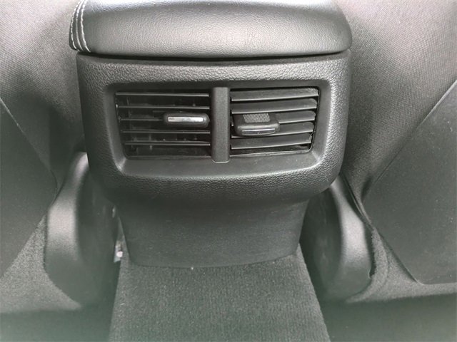 Used 2022 Dodge Challenger GT image 17