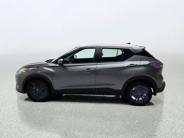 Used 2024 Nissan Kicks SV FWD image 6