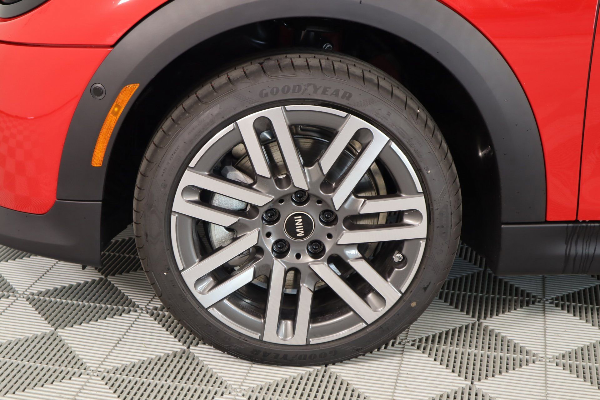 New 2025 MINI Cooper S image 18