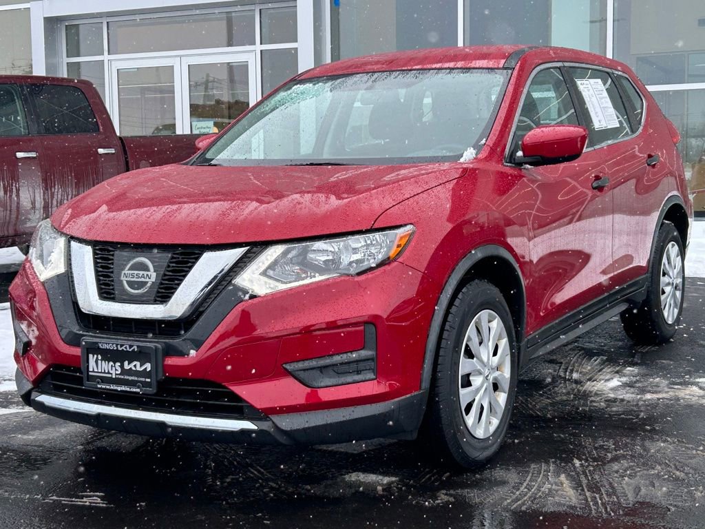 Used 2017 Nissan Rogue S image 3