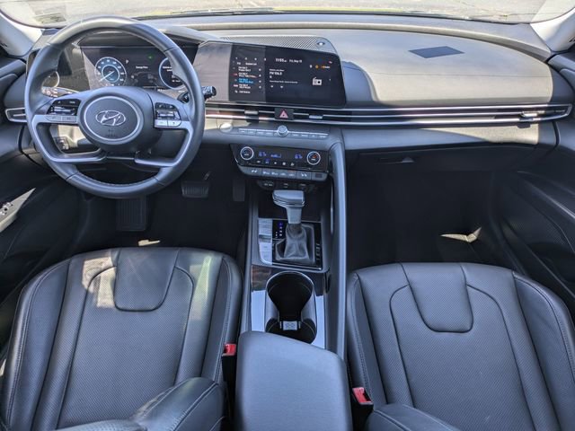 Used 2023 Hyundai Elantra Limited FWD image 14