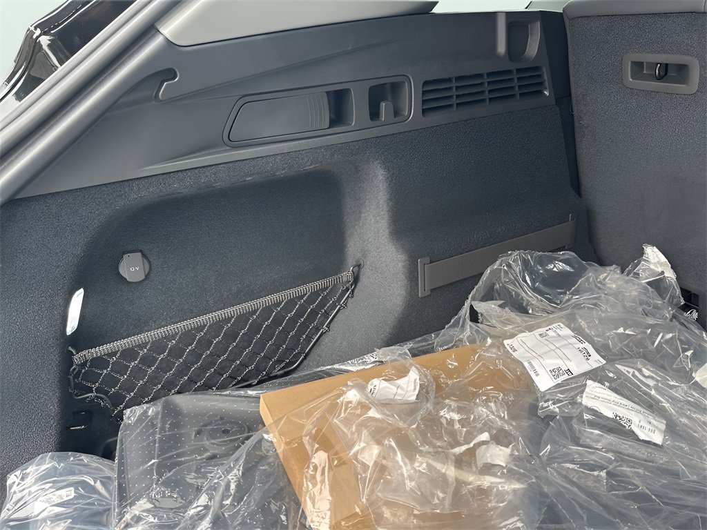 New 2025 Audi Q5 Premium Plus image 32