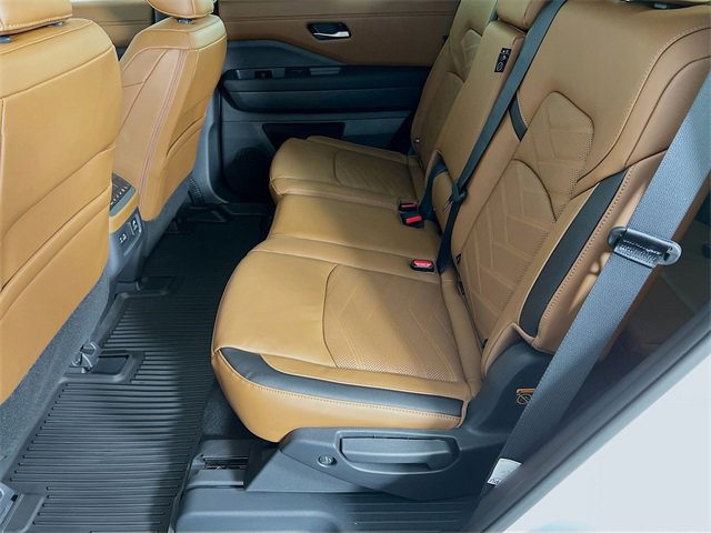 New 2025 Nissan Pathfinder Platinum w/ Cargo Package image 5