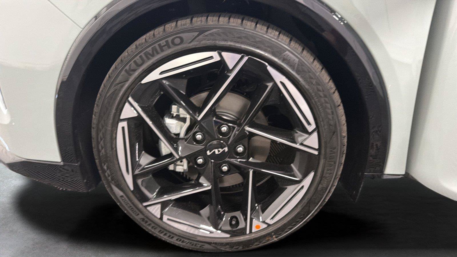 New 2026 Kia K4 GT-Line FWD image 24